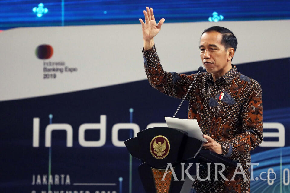 Jokowi Sentil Ahok dan Bos Pertamina Soal Defisit Neraca