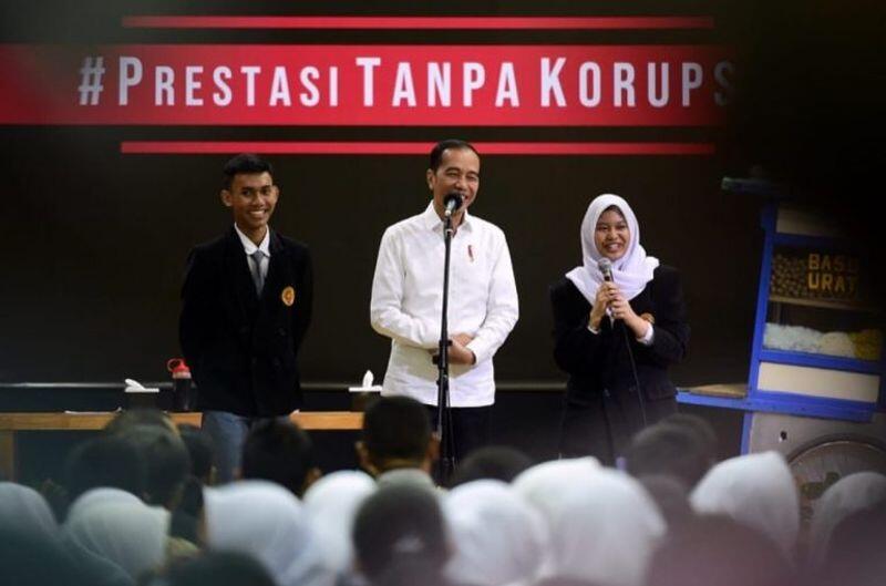 Atasi Korupsi Jokowi Tekankan Pentingnya Perbaikan Sistem Birokrasi