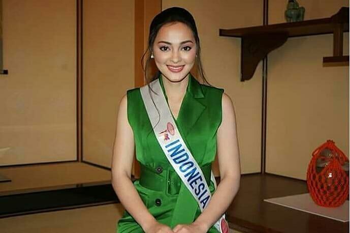 Belum Move On, Yuk Intip Lagi Outfit Jolene Marie Saat Karantina Miss internasional