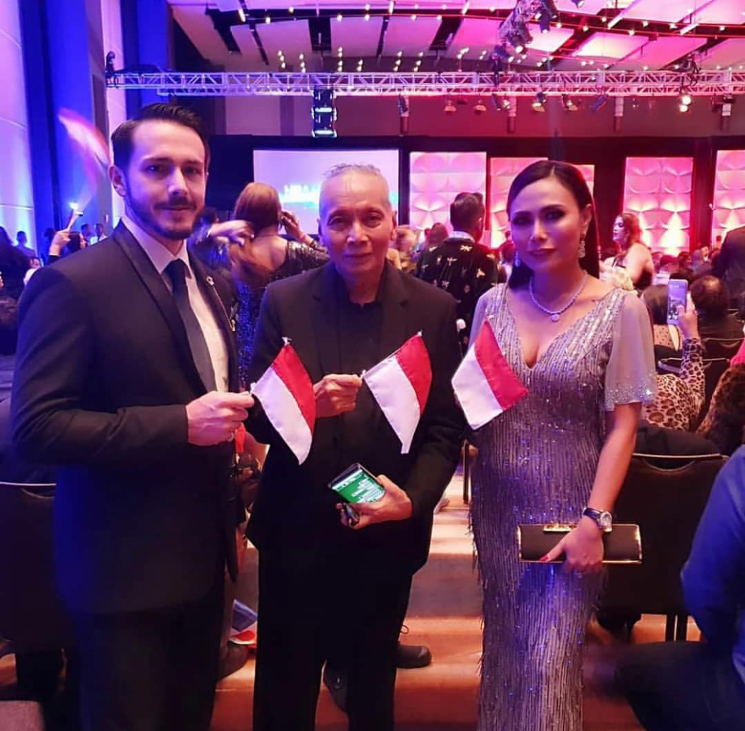 Menyambut Kepulangan Frederika Alexis Cull, Hayati Fokus Ke Penampilan Papa Universe