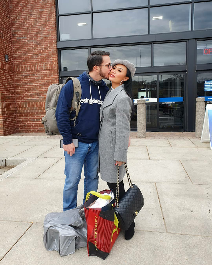 Menyambut Kepulangan Frederika Alexis Cull, Hayati Fokus Ke Penampilan Papa Universe