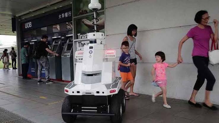 Stasiun MRT Singapura Dijaga Robot Keamanan!