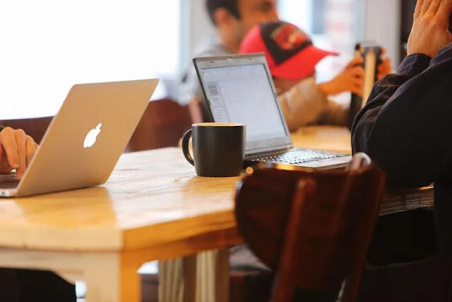 Periklanan Internet Online