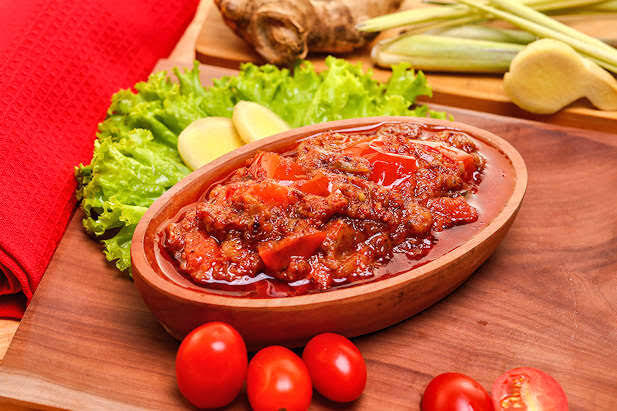 Mengenal Kata Sifat Makanan yang Sering Diucapin Sama Food Vlogger