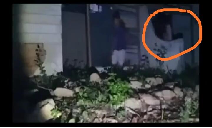 Viral Video Penampakan 'Aneh' Kuntilanak, Masa Hantu Dipukul-pukul Gitu? 