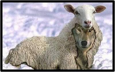 Tuhan -> Nabi -> Agama->Guru/Tokoh/Pemuka Agama->Umat