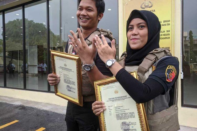 Briptu Bambang & Bripda Naning, Tangkap Perampok Taksi Saat Sedang Pacaran