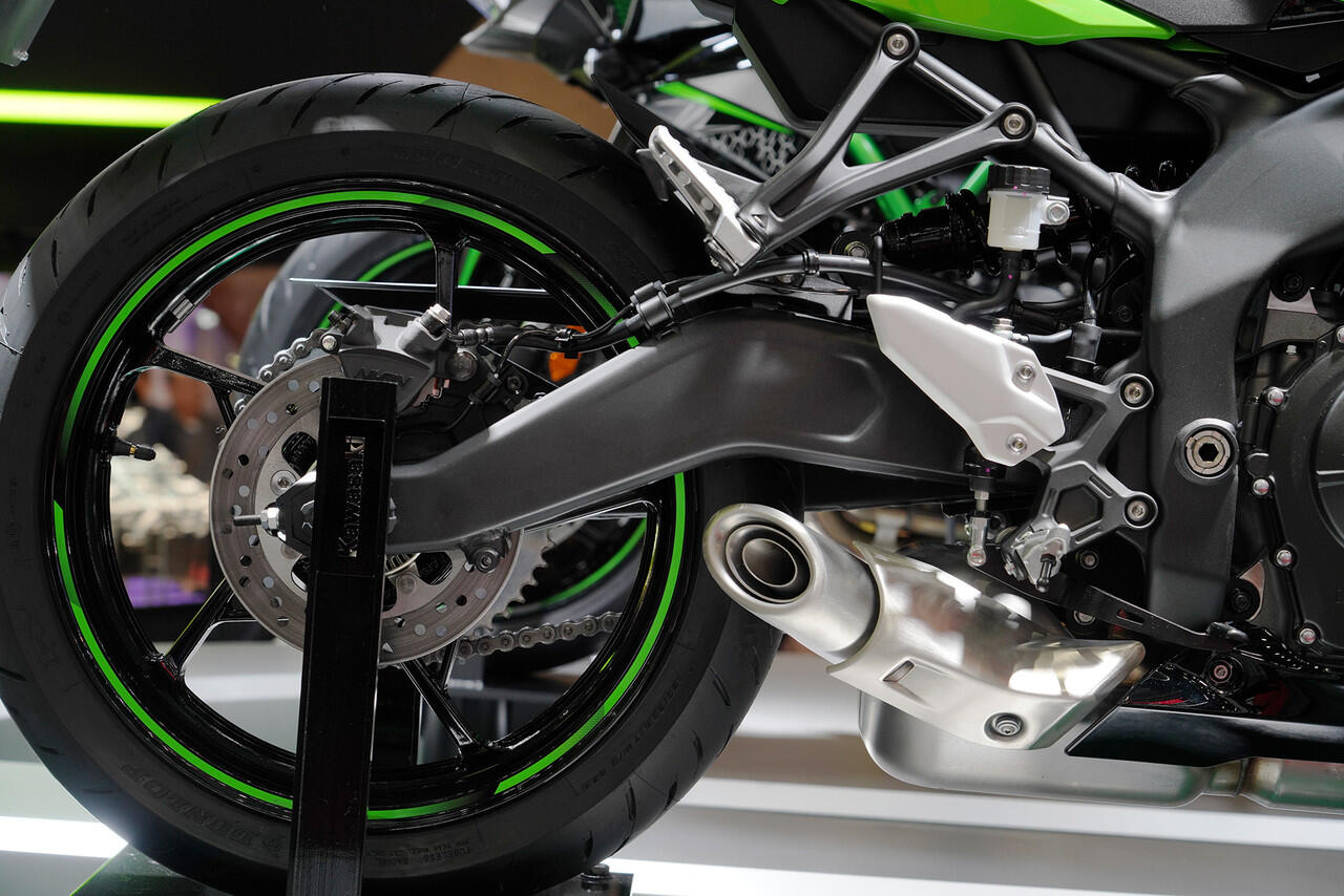 Kabar Mengejutkan Sekaligus Bahagia Soal Kawasaki ZX25R Di Indonesia, Harga Murah?