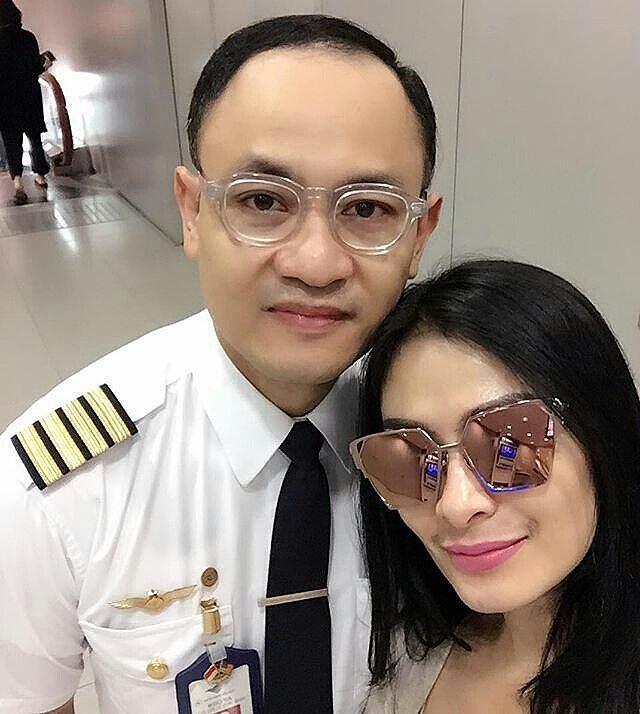SUAMI IIS DAHLIA TERNYATA ICIP-ICIP PRAMUGARI JUNIOR, UPPPSSS!