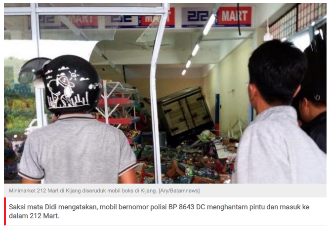 Minimarket 212 Milik Eks Demonstran Ahok Hancur Diseruduk Mobil