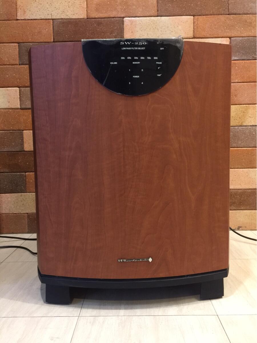 wharfedale diamond sw250