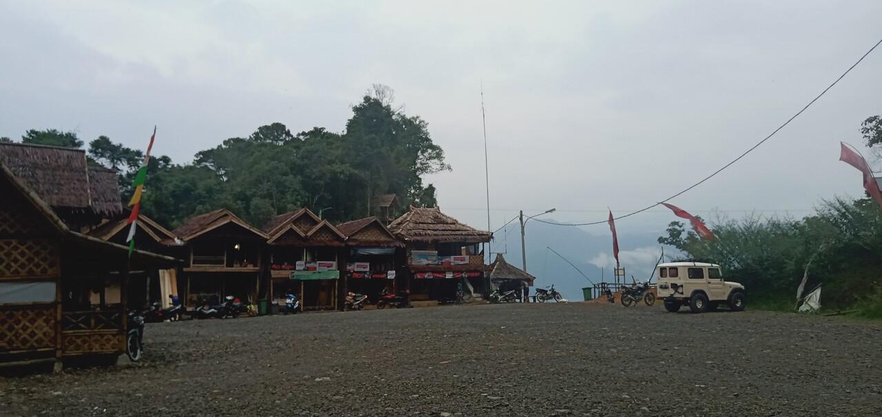 Perjalanan dari Ciptagelar menuju Gunung Luhur Negri Diatas Awan Citorek