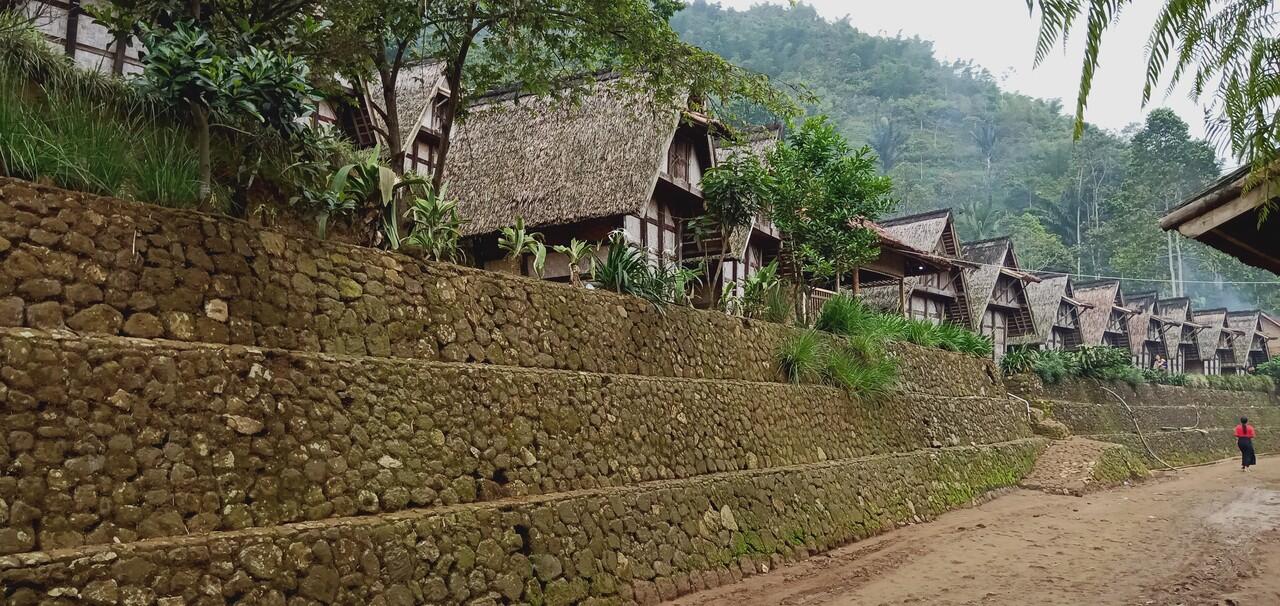 Perjalanan dari Ciptagelar menuju Gunung Luhur Negri Diatas Awan Citorek