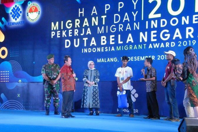 Bela Negara Dari Luar Negeri