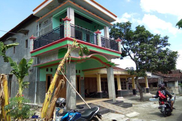 Rumah Sebagus Ini Dapat Bantuan PKH, Terlalu