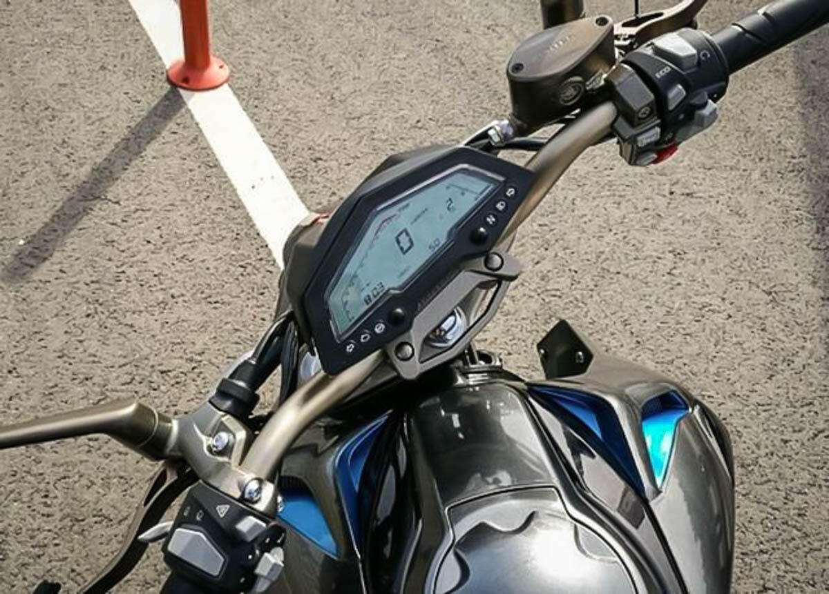 Desainer Motor China Makin Menggila, Bikin Motor Naked Super Ganteng