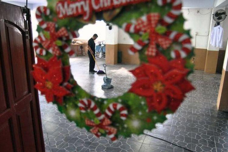 Cerita Sedih Umat Katolik Di Dharmsraya Yang Hanya Bisa Merayakan Natal Bersama