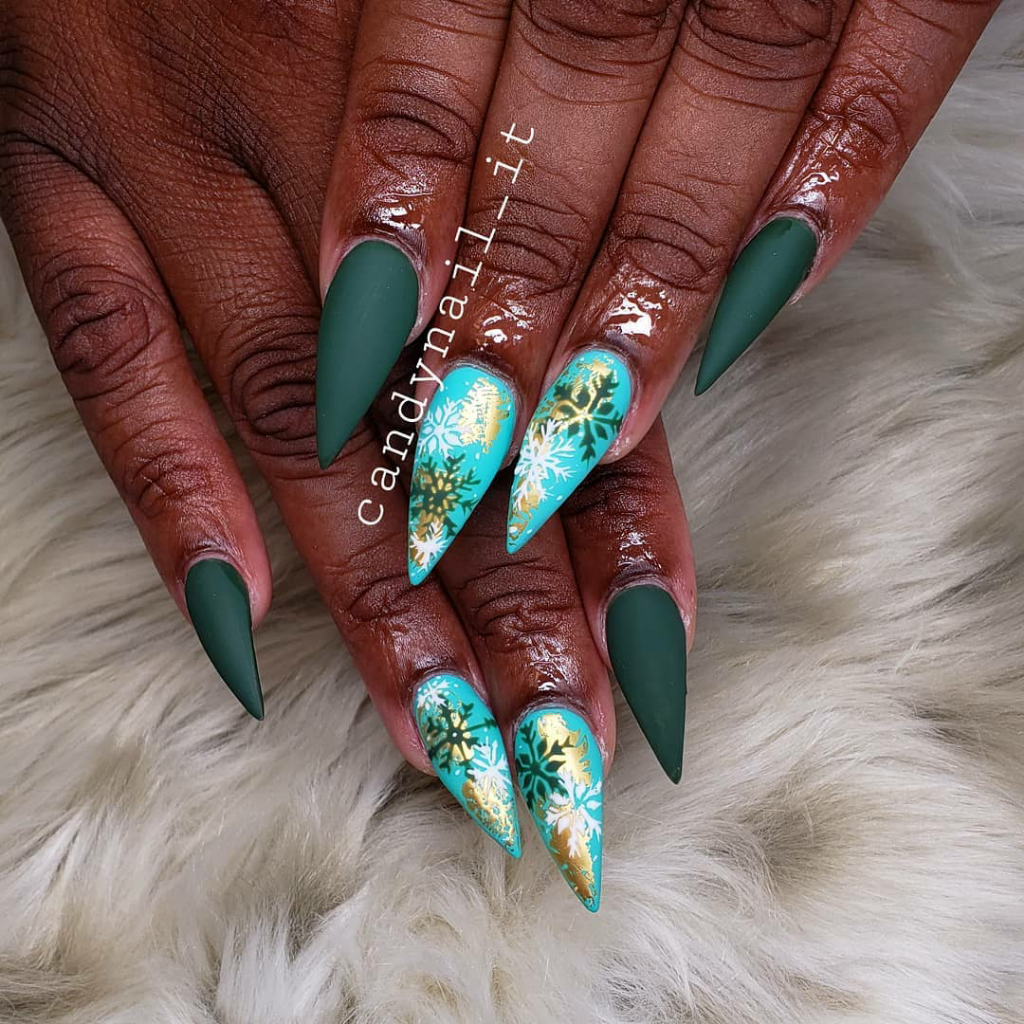 Siapkan Natal Kalian, Ini Beberapa Rekomendasi Nail Art Untuk Kalian