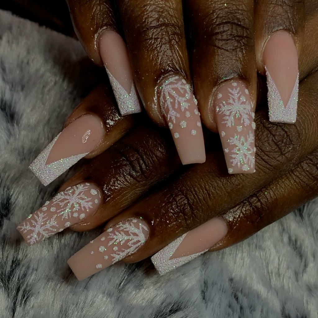 Siapkan Natal Kalian, Ini Beberapa Rekomendasi Nail Art Untuk Kalian