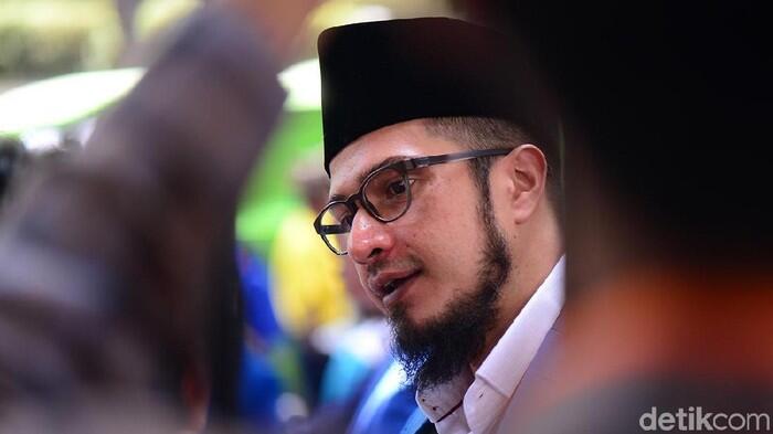 Pro Zulhas: Lucu Primus Mengelak Dorong Sekjen PAN, Sebaiknya Minta Maaf