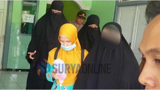 Gadis 20 Tahun Lahirkan Bayi di Baskom di Kamar Mandi Sekolah Agama