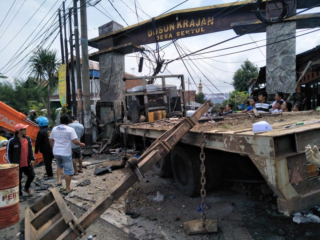 Kecelakaan Menyeramkan di Jalan Raya Purwodadi Pasuruan