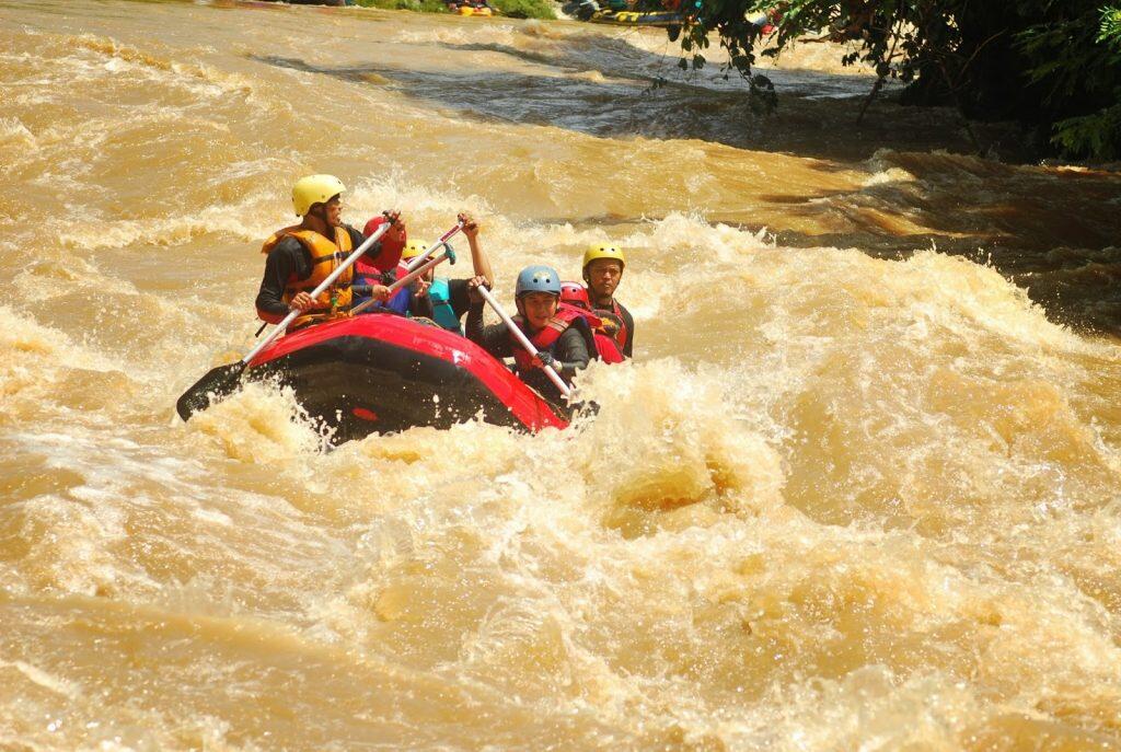 10 Tempat Outbound Terbaik di Jawa Barat