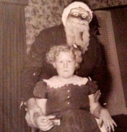 Potret Foto Santa Claus yang 'Tidak Biasa'