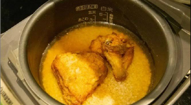 Viralnya Nasi Dimasak Dengan KFC, Begini Ternyata Resepnya