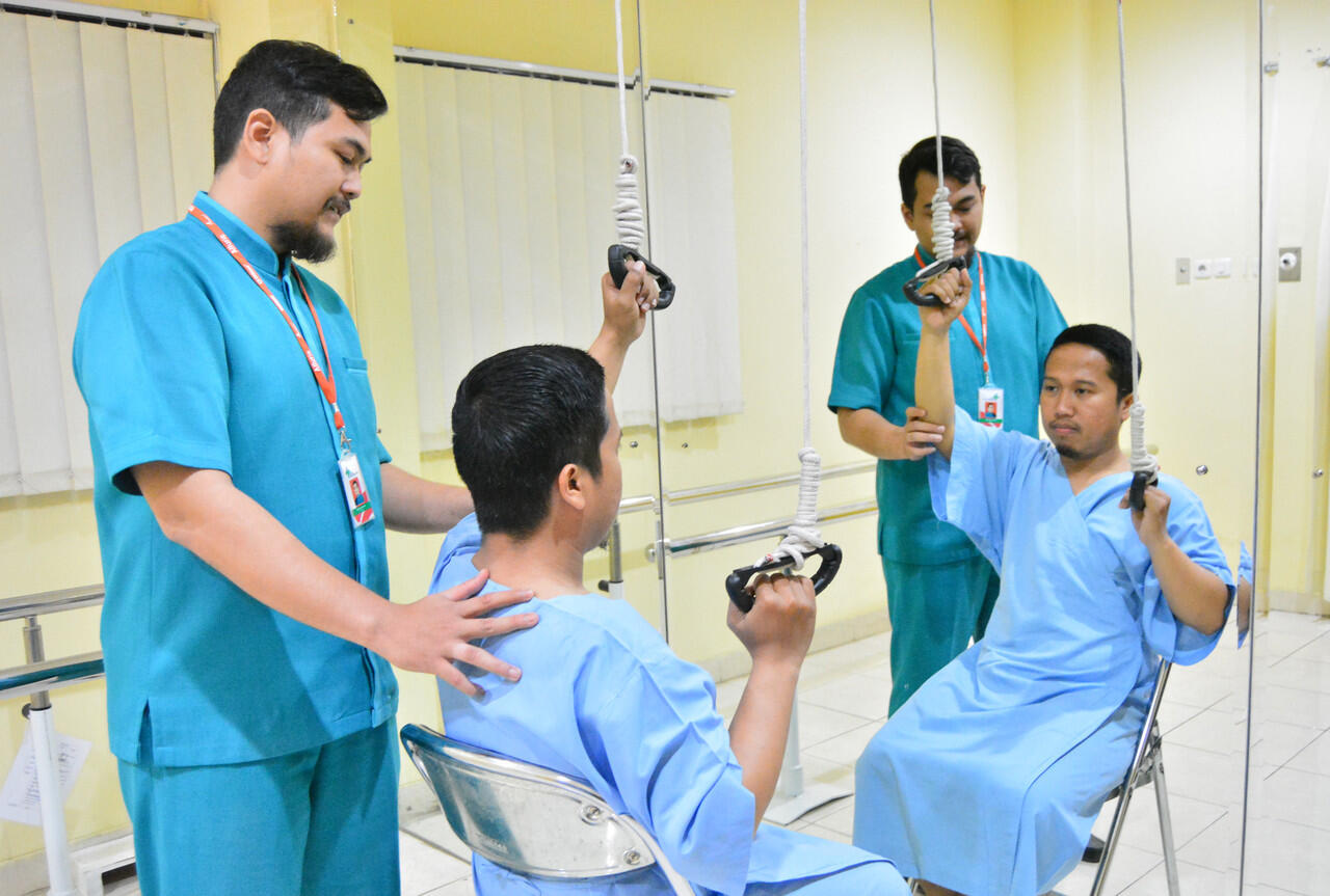 TREMOR, SEKEDAR KEBIASAAN ATAU MEMBAHAYAKAN?