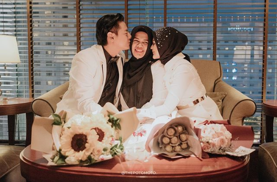 Intip Ungkapan Cinta 8 Seleb Ini Untuk Ibunya Dihari Ibu.