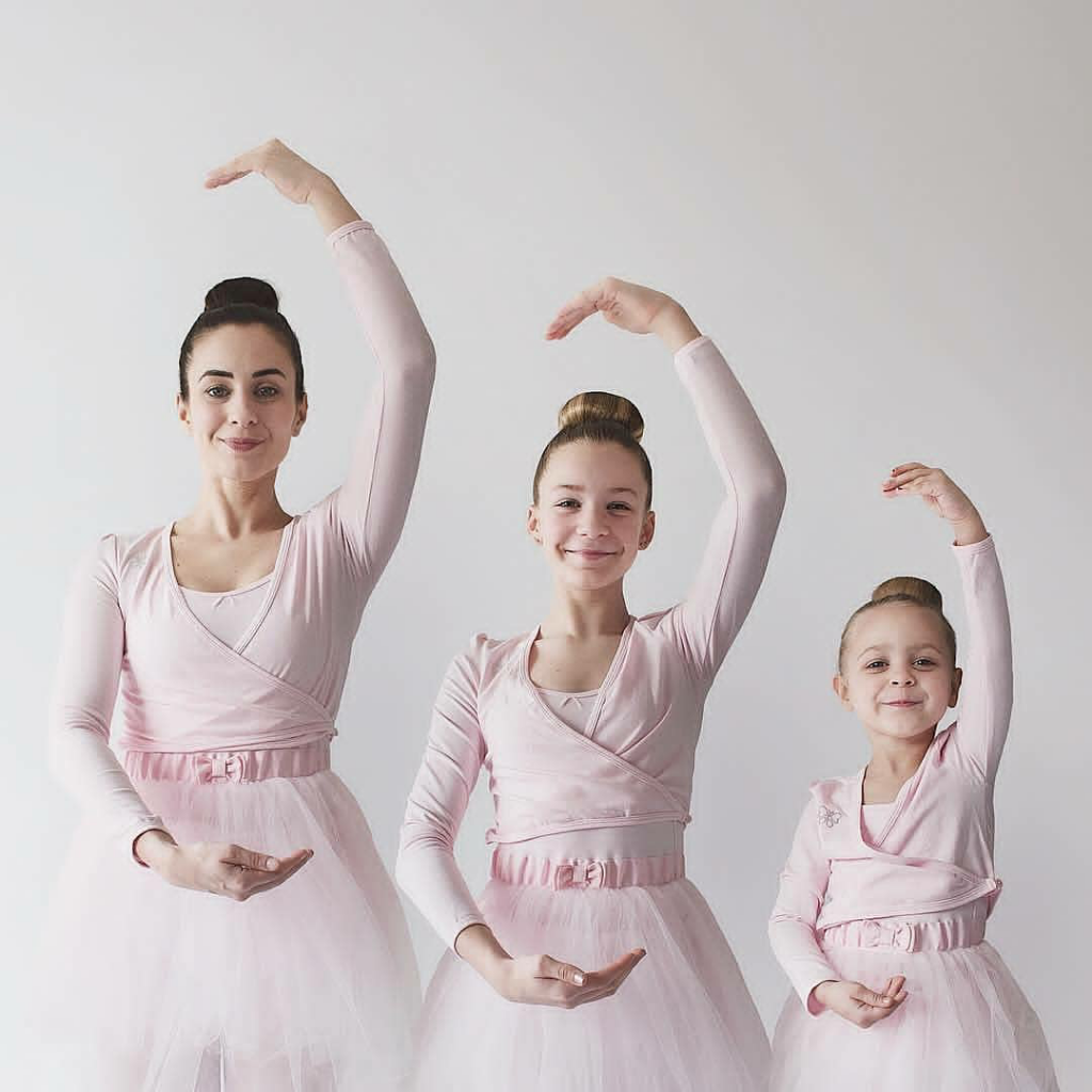 Akhir Tahun, Abadikan Moment Bersama Putrimu! Ini Beberapa Out Fitnya. Simak Yuk