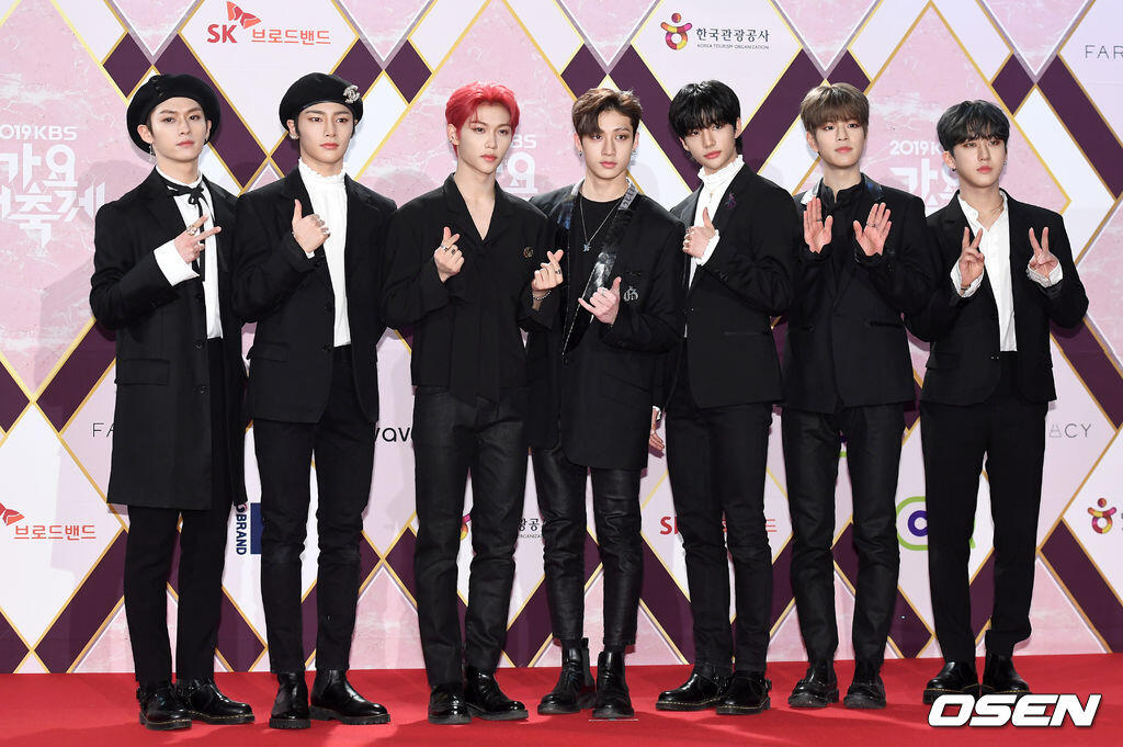 Penampilan Para Idola KPop di Karpet Merah KBS Song Festival 2019