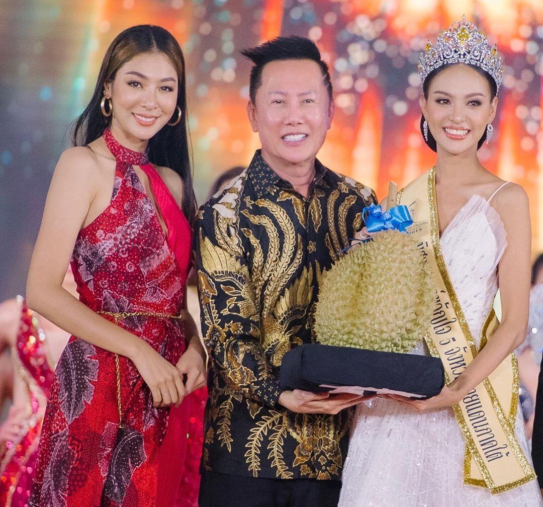 Papa Nawat, President Of MGI Yang Cinta Dengan Batik Indonesia!