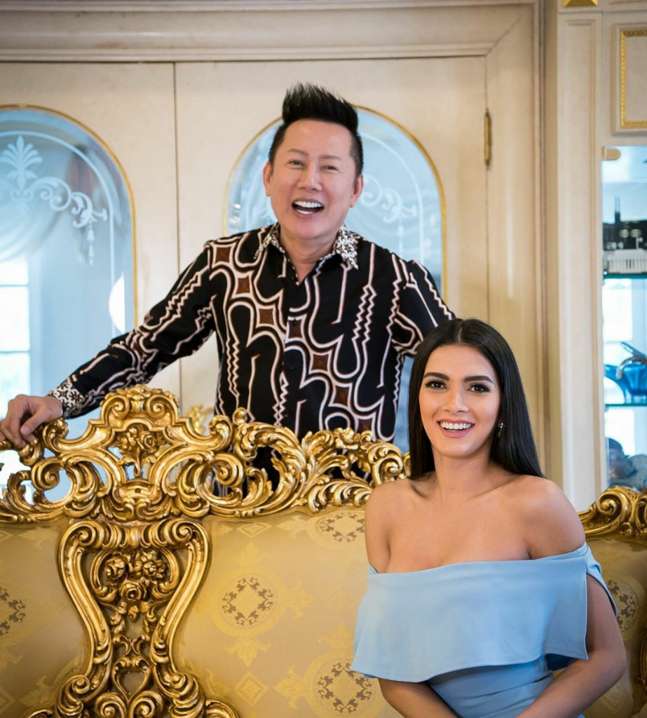 Papa Nawat, President Of MGI Yang Cinta Dengan Batik Indonesia!