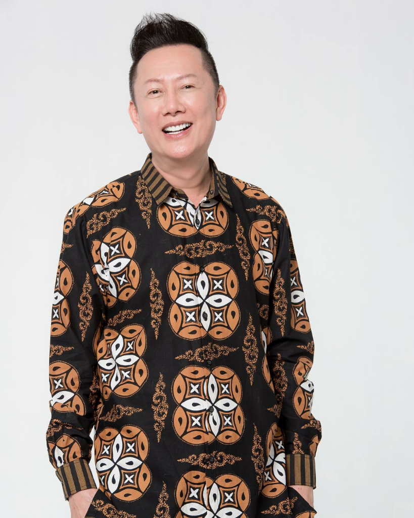 Papa Nawat, President Of MGI Yang Cinta Dengan Batik Indonesia!