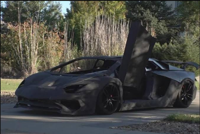 Sekedar Membuat Replika 3D, Lamborghini Hadiahi Keluarga Ini!