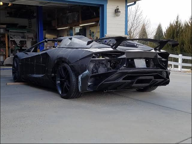 Sekedar Membuat Replika 3D, Lamborghini Hadiahi Keluarga Ini!