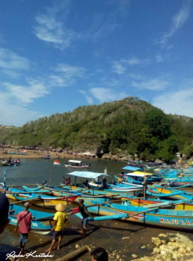 PANTAI BARON : TEMPAT PERTEMUAN SI ASIN DAN SI TAWAR, SALAH SATU PANTAI LAMA FAVORIT