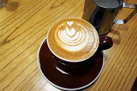 CERITA DALAM SECANGKIR KOPI