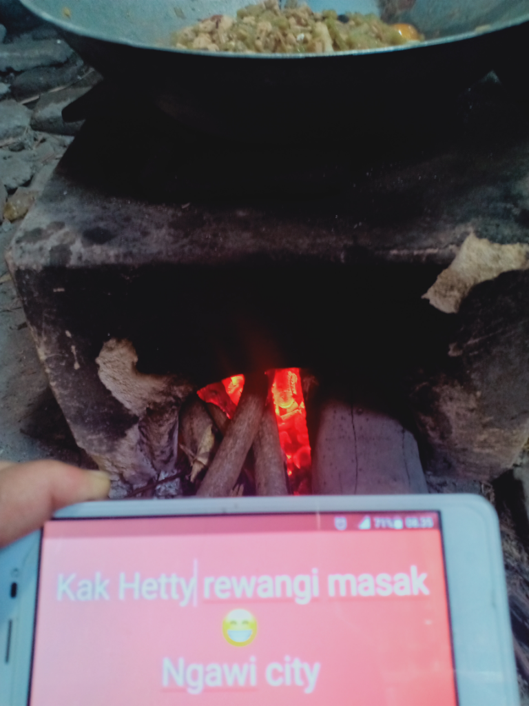 Dumay Menurut Abella Citra, Kalau Menurut Kalian?