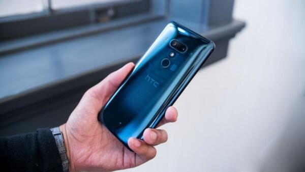 Spesifikasi Super, Ini 7 Handphone HTC Terbaik di 2019