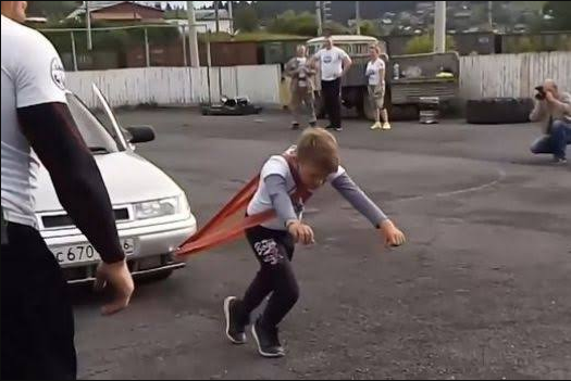 Beginilah Penampilan Anak Terkuat Di Rusia