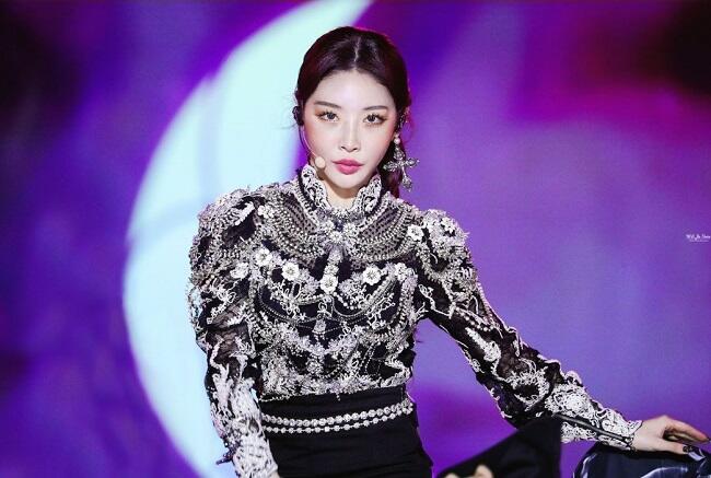 Menawan! Luar Biasa Detail, Ini Kostum Chungha di Acara SBS Gayo Daejun