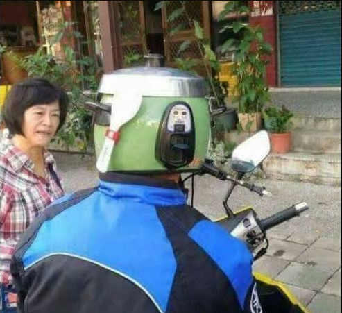 Ketika Penanak Nasi Dirancang Menjadi Helm