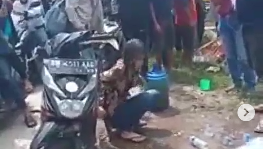 Heboh, Video Gadis Remaja Mabuk Ekstasi Joged di Jalan Jadi Tontonan! Parah Gaess