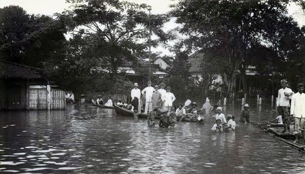 Sejarah Banjir Besar Jakarta, Sejak Zaman VOC Hingga 2020