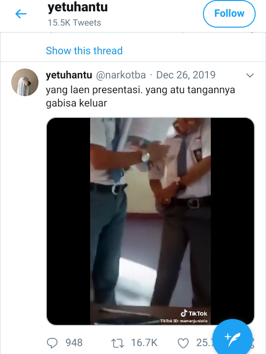 Teman Sibuk Presentasi, Malah Tangan Si Kucrit Kejebak di Celana! Apakah Bisa Lepas?