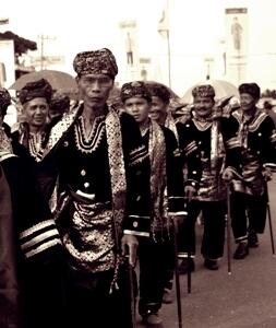 Apakah Sistem Matrilineal Di Minangkabau Melanggar Syariat Islam? Yuk Simak!