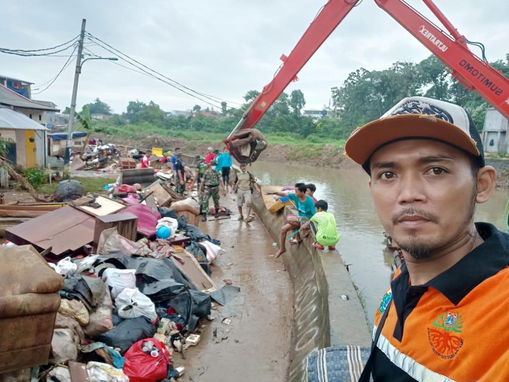 Sampah Jakarta Setelah Pasca Banjir, Adakah Solusinya?